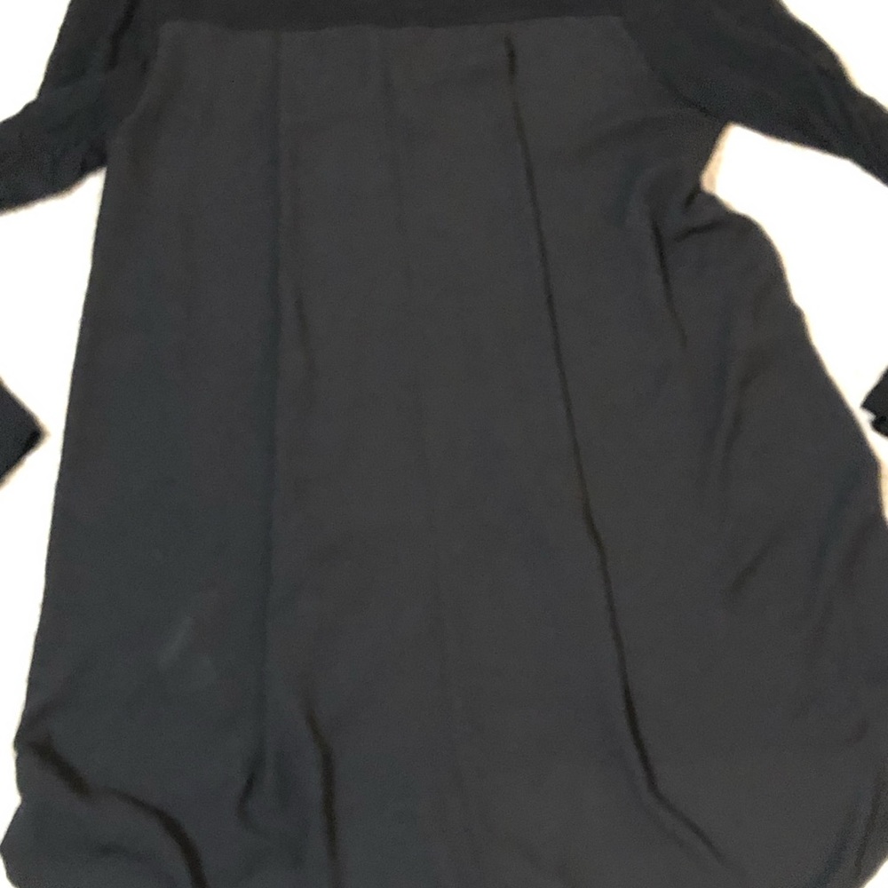 2/$30 Chico’s Black Tunic Top Mixed Media Pleated Back High Low Hem Sz 0 (S) - Picture 6 of 10